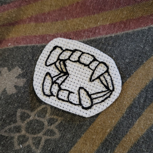Fake Vampire Teeth, simple patch
